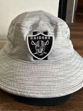 NFL Raiders Light Gray & Black Bucket Hat